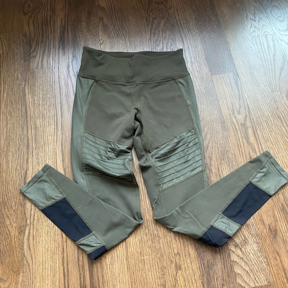 Athleta High Rise Powerful Gleam Moto Tight Legging, Olive Green, Size S